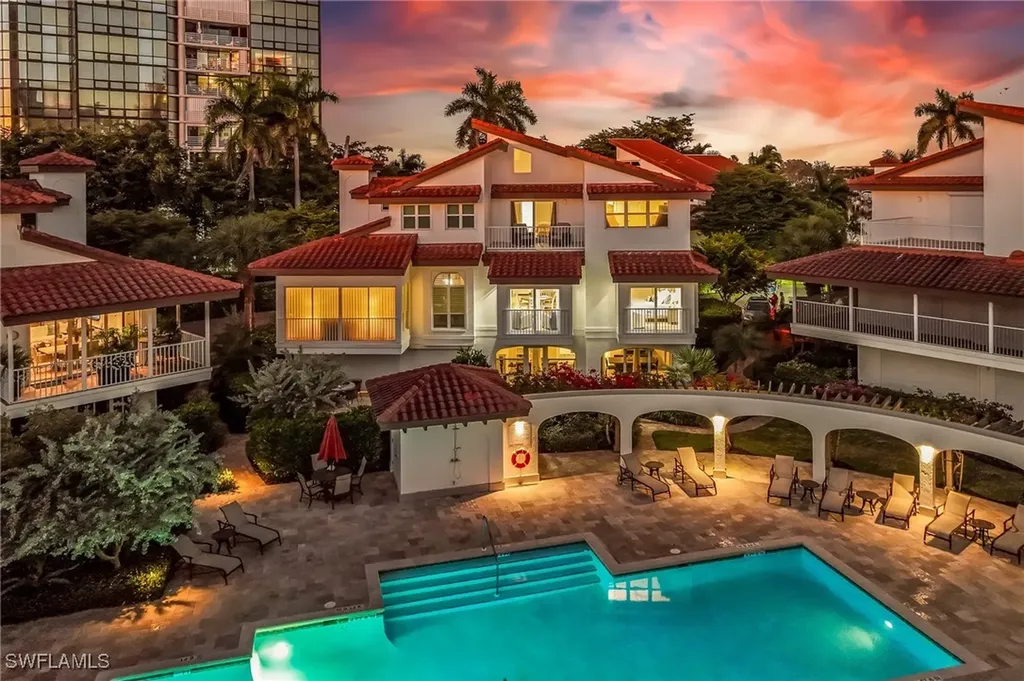 4705 Villa Mare Lane Naples FL 34103