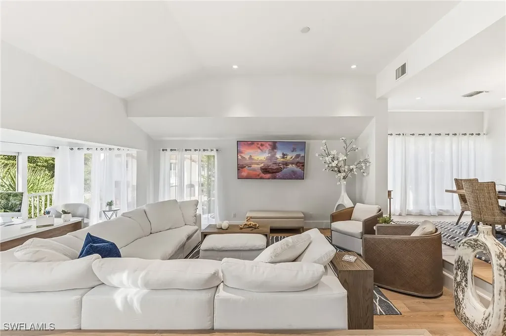 4705 Villa Mare Lane Naples FL 34103