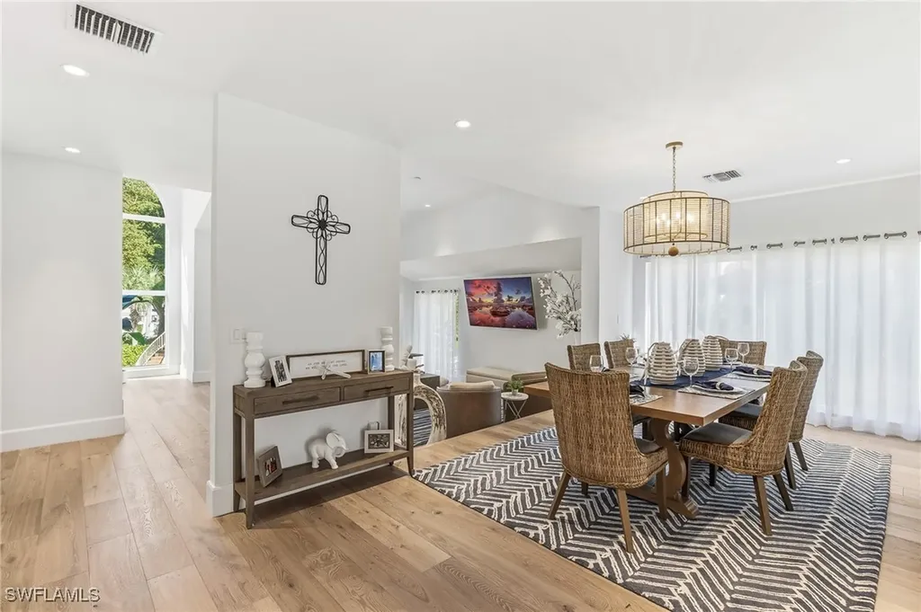 4705 Villa Mare Lane Naples FL 34103