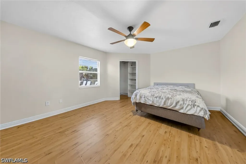 625 SW 31st Street Cape Coral FL 33914