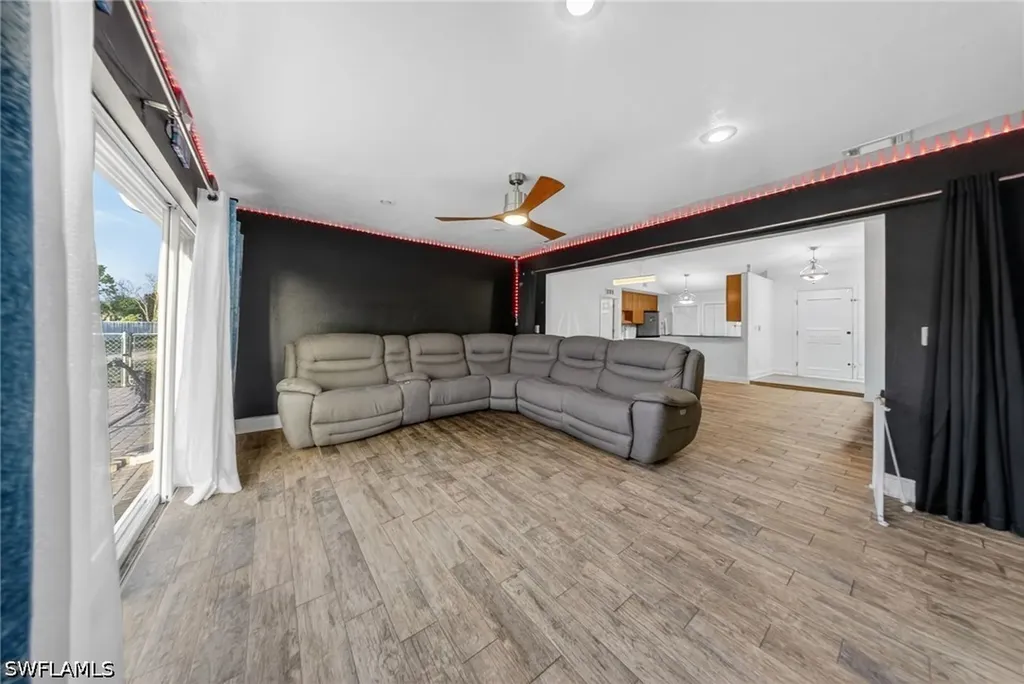 625 SW 31st Street Cape Coral FL 33914