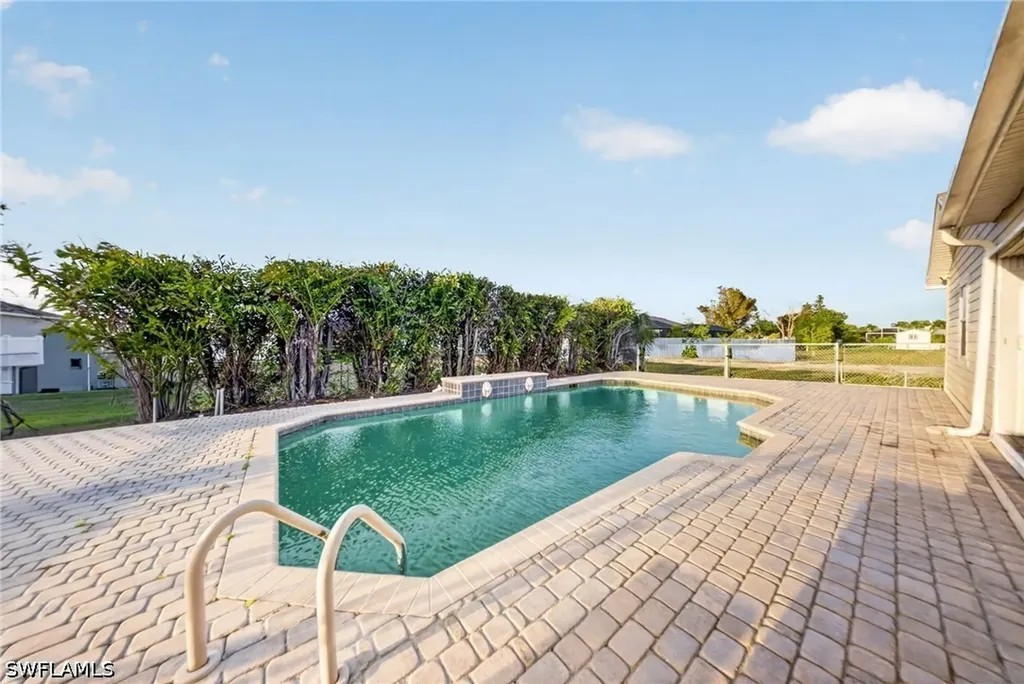 625 SW 31st Street Cape Coral FL 33914