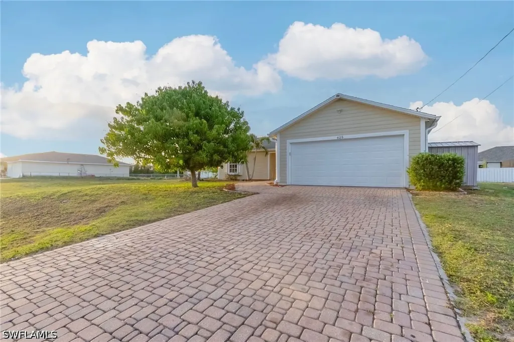 625 SW 31st Street Cape Coral FL 33914