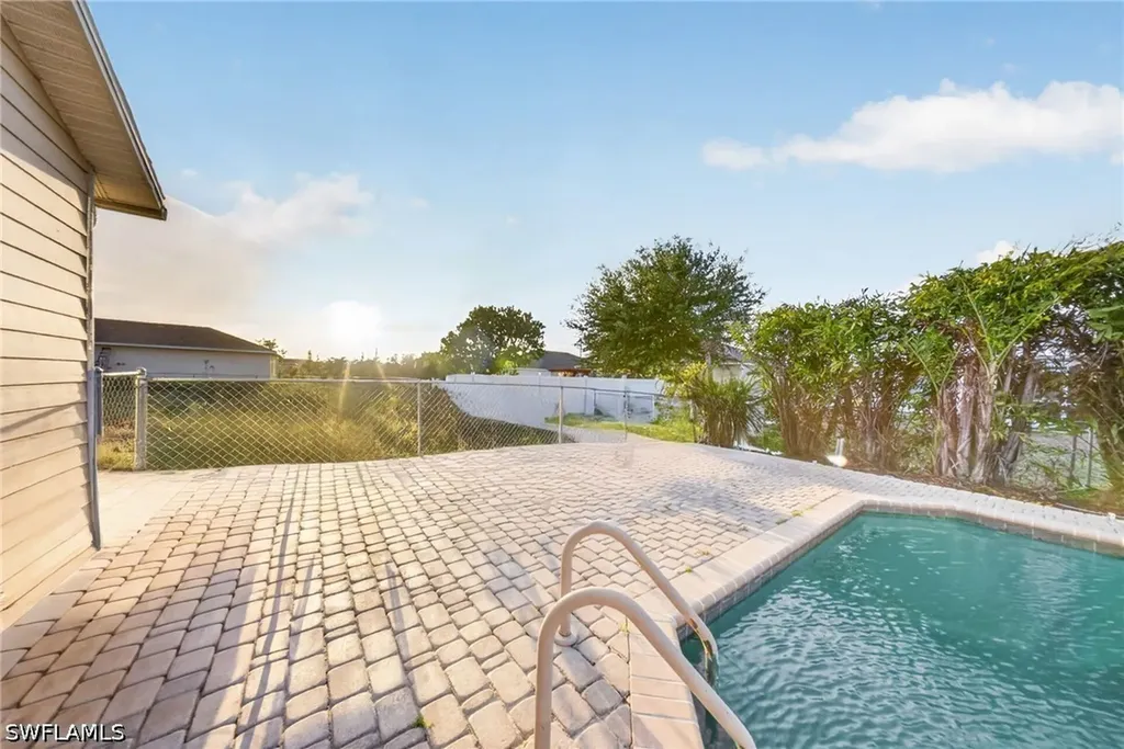 625 SW 31st Street Cape Coral FL 33914
