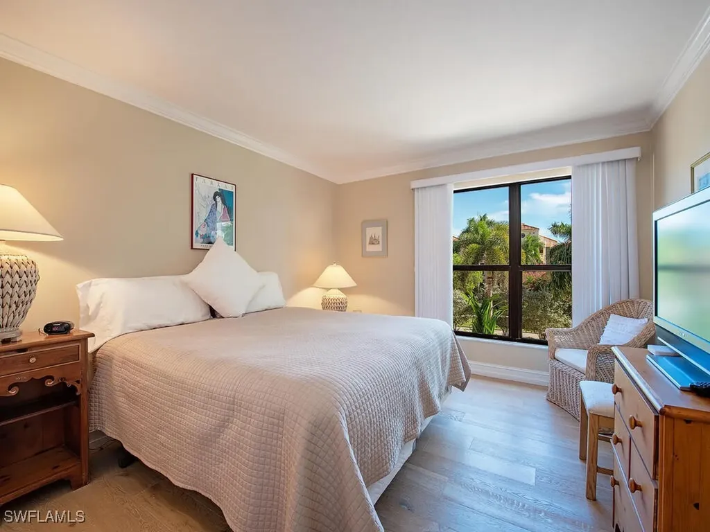 4451 Gulf Shore Boulevard N Naples FL 34103