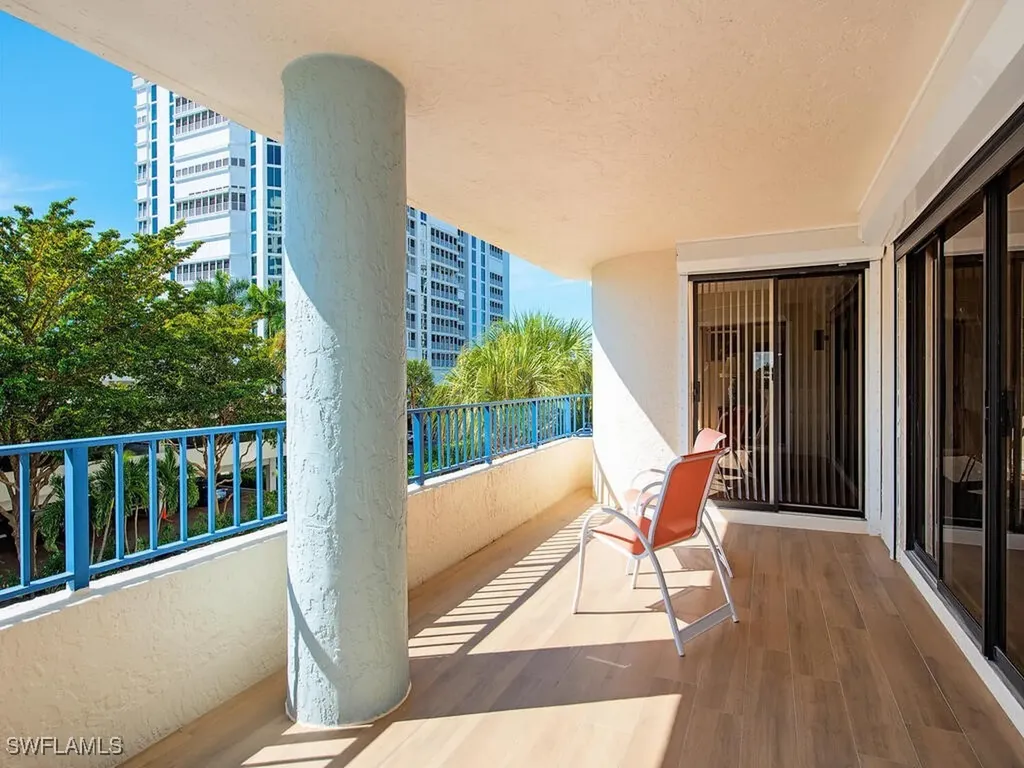 4451 Gulf Shore Boulevard N Naples FL 34103