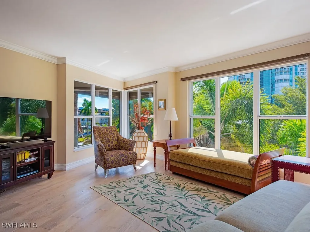 4451 Gulf Shore Boulevard N Naples FL 34103