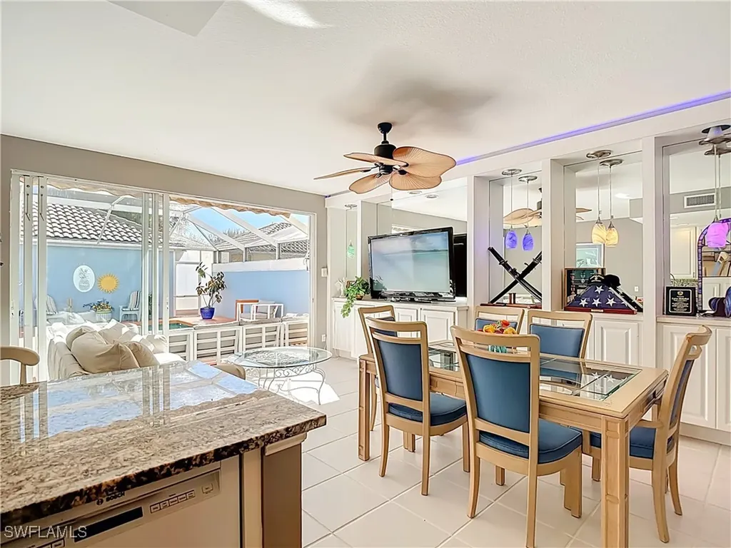 6186 Towncenter Circle Naples FL 34119