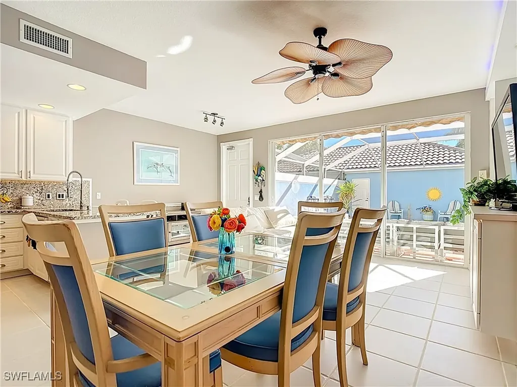 6186 Towncenter Circle Naples FL 34119