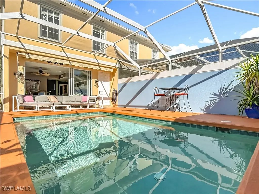 6186 Towncenter Circle Naples FL 34119