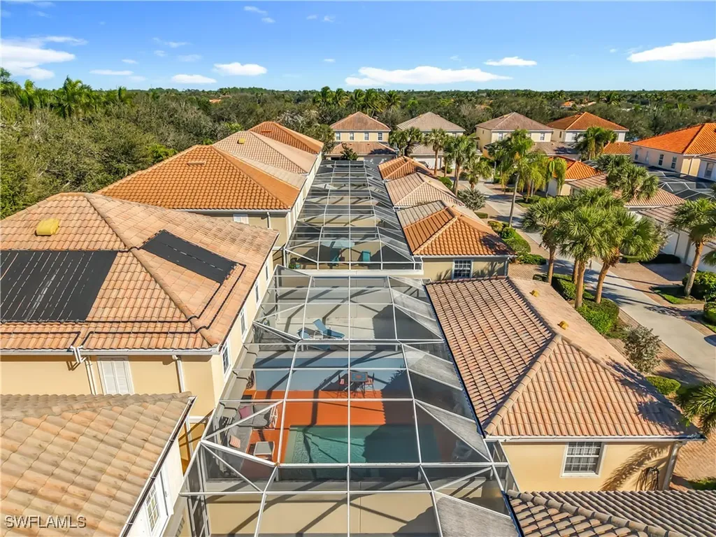6186 Towncenter Circle Naples FL 34119