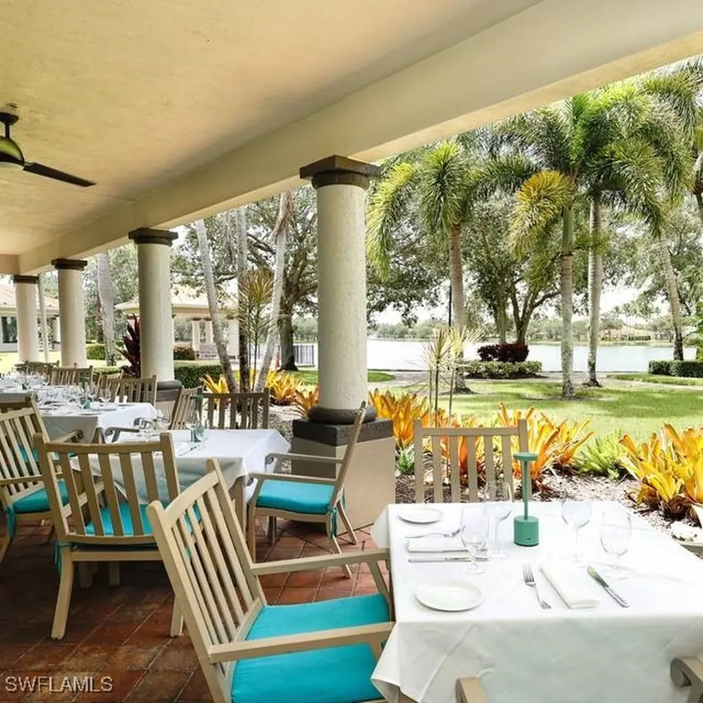 6186 Towncenter Circle Naples FL 34119