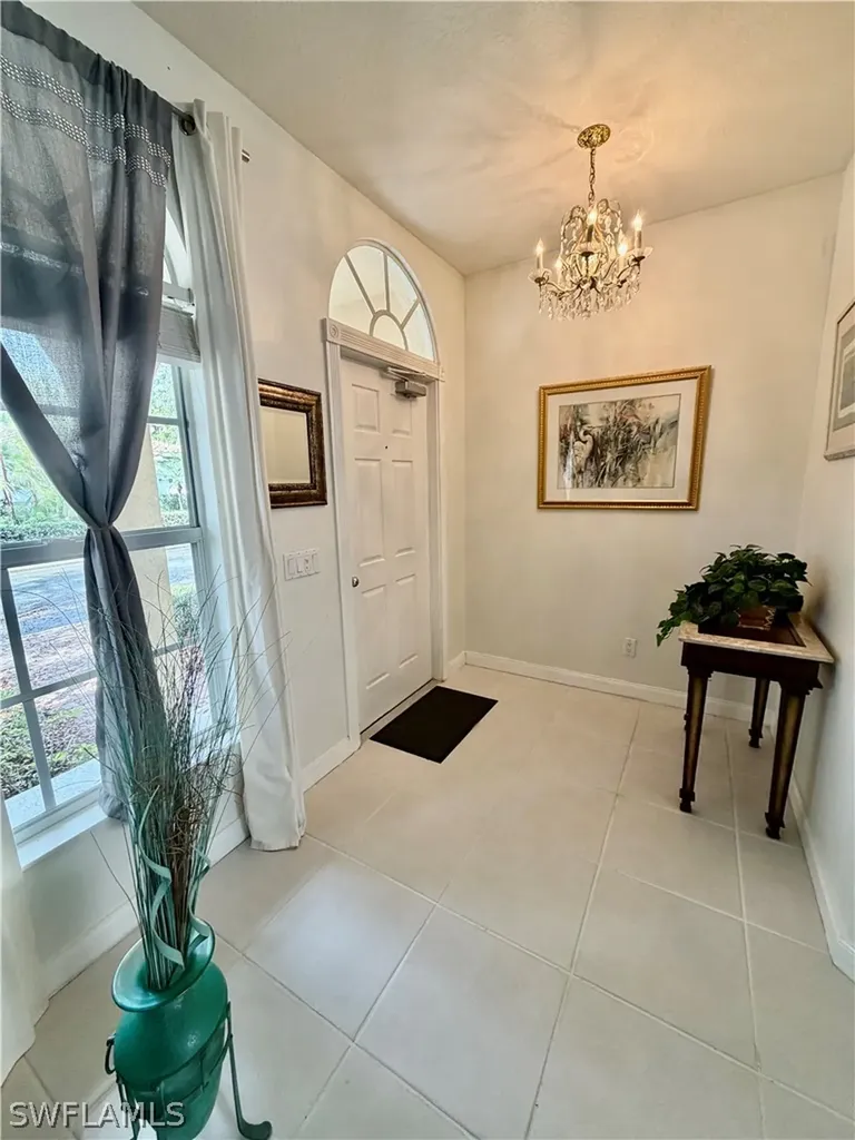 6186 Towncenter Circle Naples FL 34119