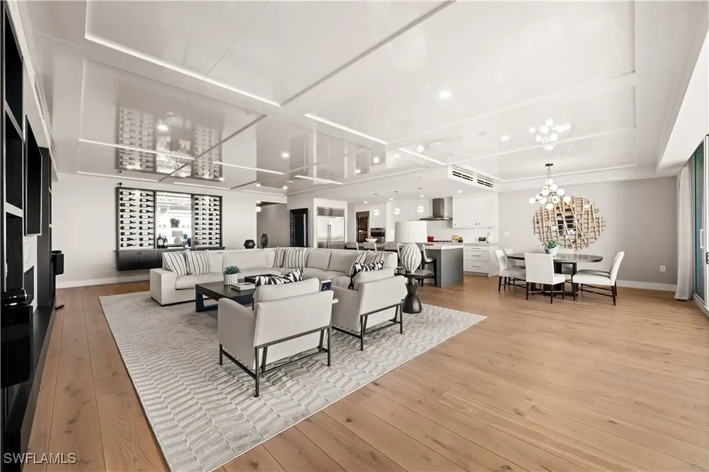 13925 Old Coast Road Naples FL 34110