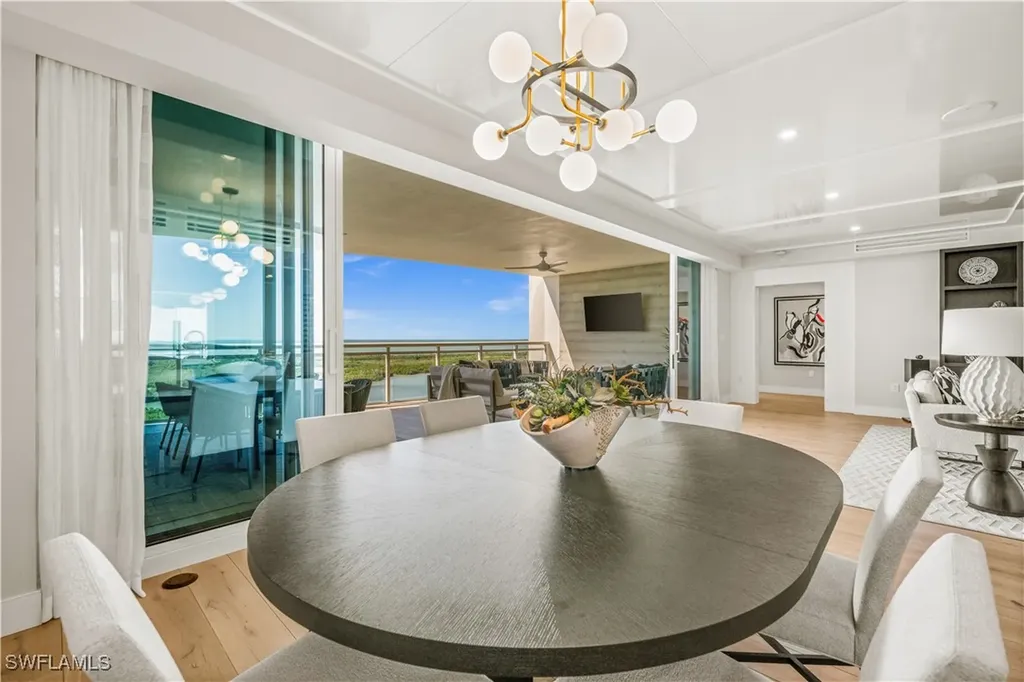 13925 Old Coast Road Naples FL 34110