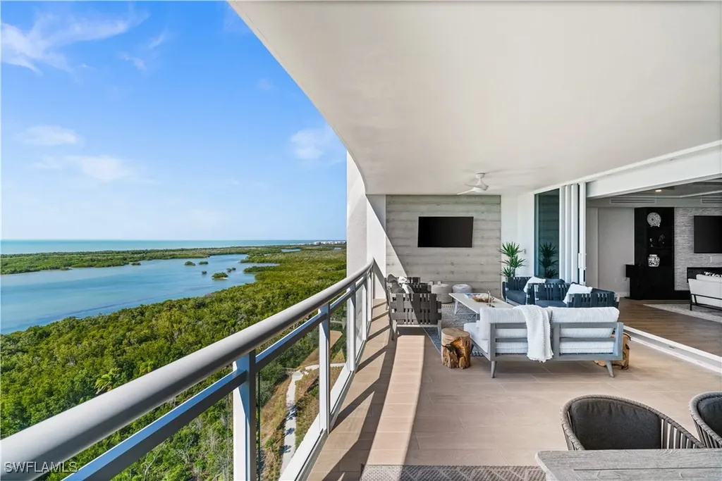13925 Old Coast Road Naples FL 34110