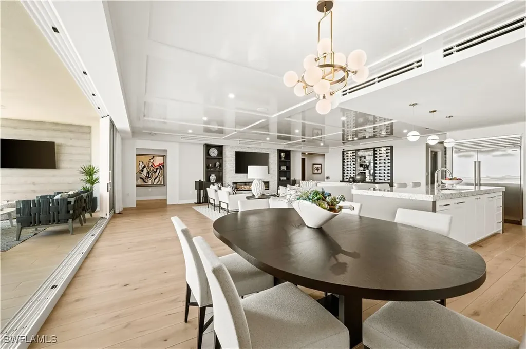 13925 Old Coast Road Naples FL 34110