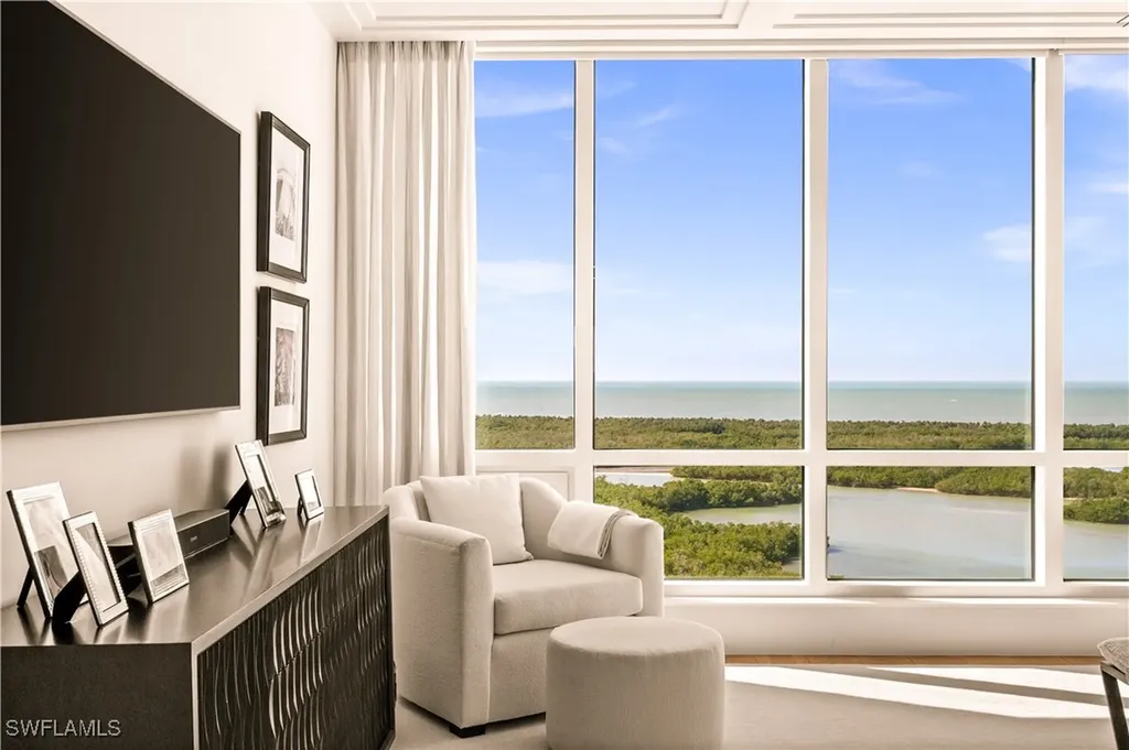 13925 Old Coast Road Naples FL 34110