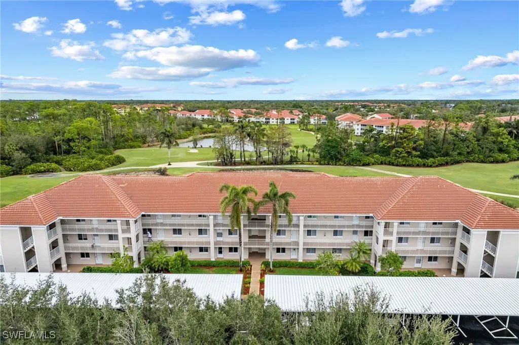 7105 Dennis Circle Naples FL 34104