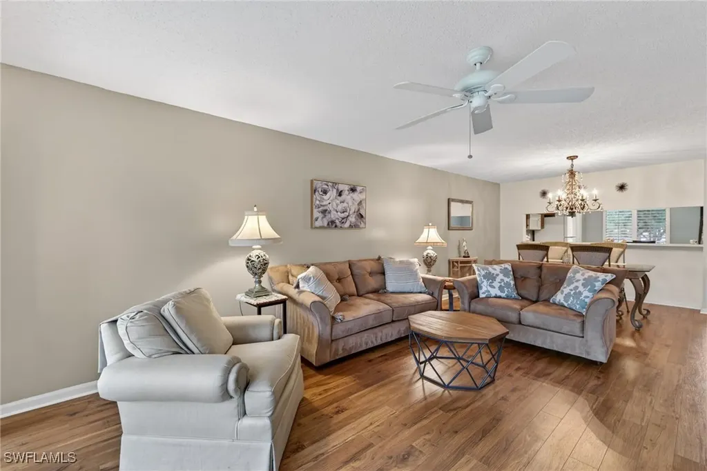 7105 Dennis Circle Naples FL 34104