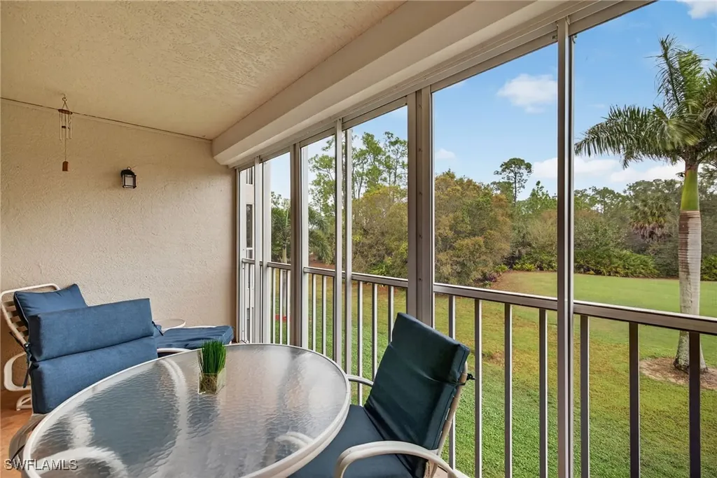 7105 Dennis Circle Naples FL 34104