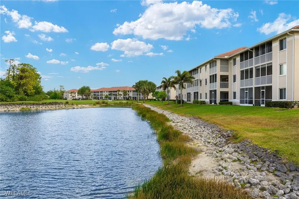 7105 Dennis Circle Naples FL 34104