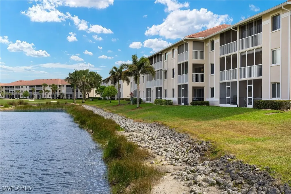 7105 Dennis Circle Naples FL 34104