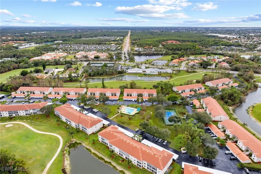 7105 Dennis Circle Naples FL 34104