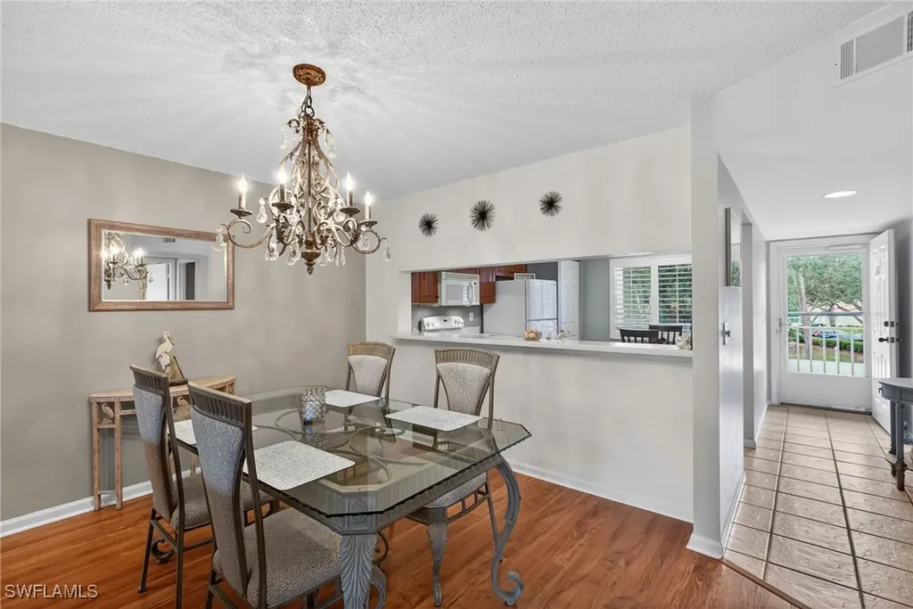 7105 Dennis Circle Naples FL 34104