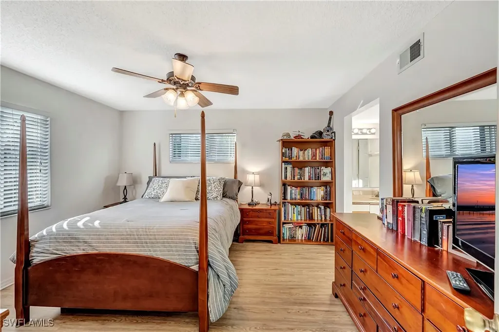 3072 Sandpiper Bay Circle Naples FL 34112