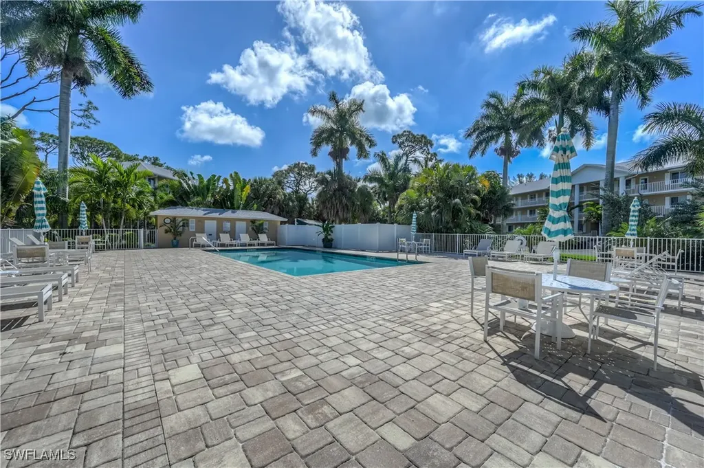 3072 Sandpiper Bay Circle Naples FL 34112
