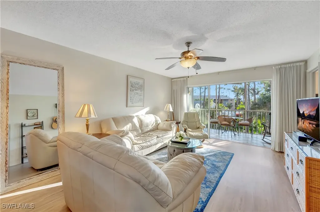 3072 Sandpiper Bay Circle Naples FL 34112