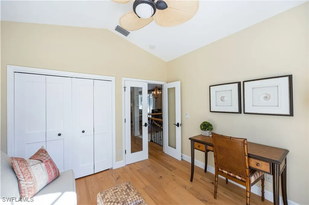 611 10th Avenue S Naples FL 34102