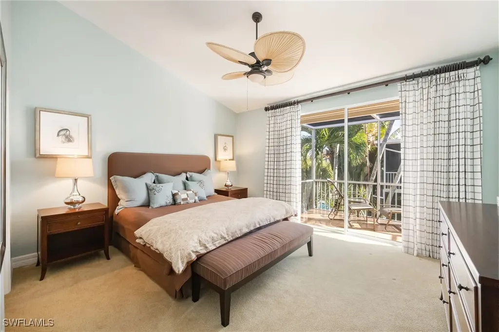 611 10th Avenue S Naples FL 34102