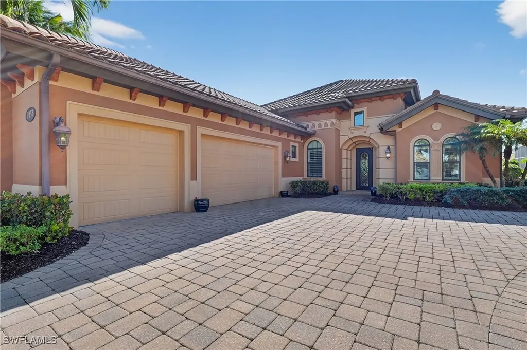 7352 Lantana Way Naples FL 34119