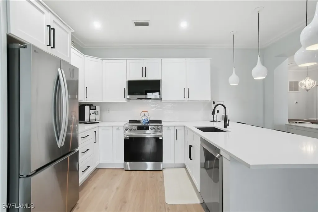 54 Southport Cove Bonita Springs FL 34134