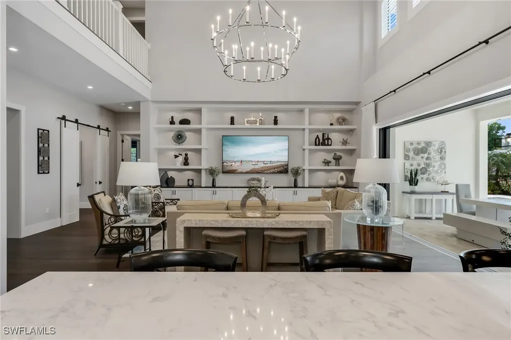 2025 Crayton Road Naples FL 34102
