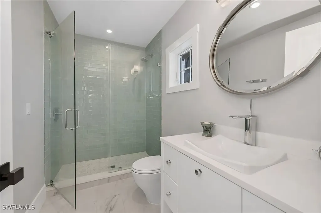 2025 Crayton Road Naples FL 34102