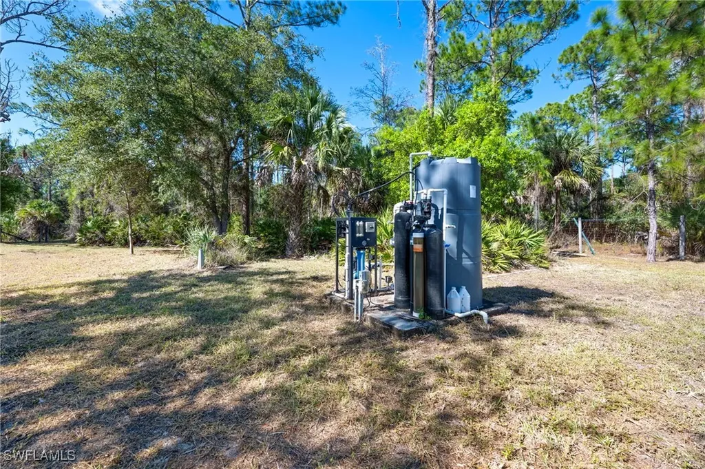 721 22nd Street SE Naples FL 34117