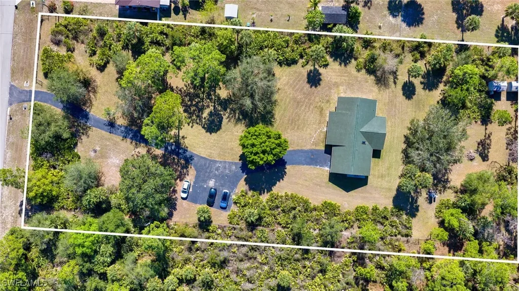 721 22nd Street SE Naples FL 34117