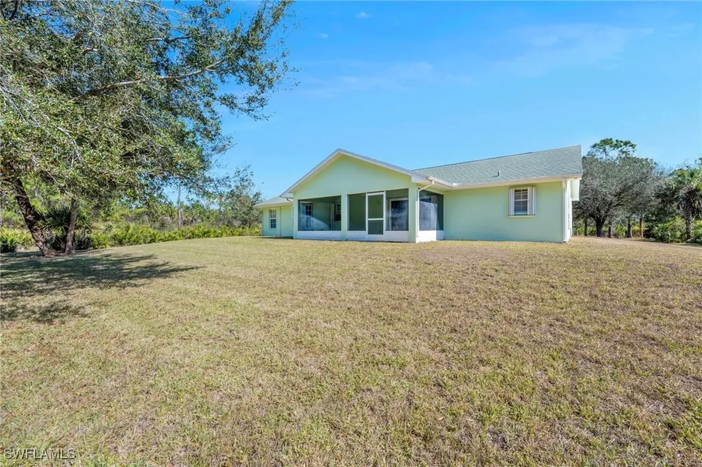 721 22nd Street SE Naples FL 34117