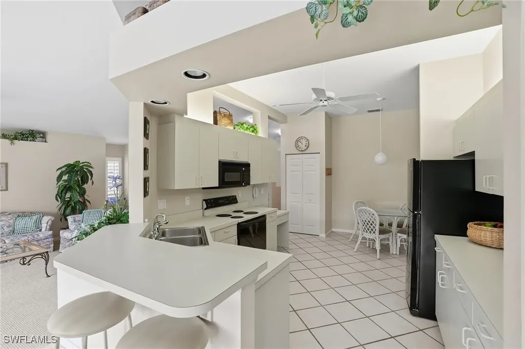 7680 Oleander Gate Drive Naples FL 34109