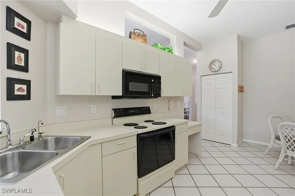 7680 Oleander Gate Drive Naples FL 34109