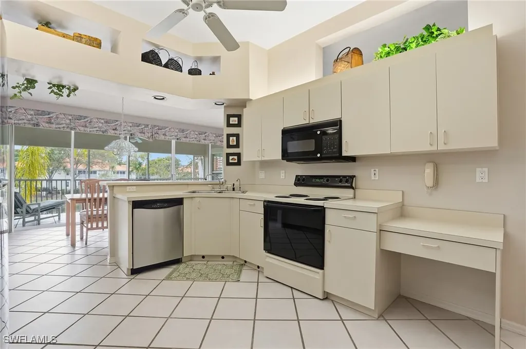 7680 Oleander Gate Drive Naples FL 34109