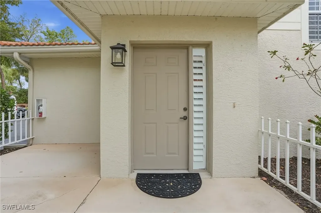 7680 Oleander Gate Drive Naples FL 34109