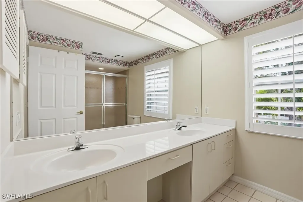 7680 Oleander Gate Drive Naples FL 34109