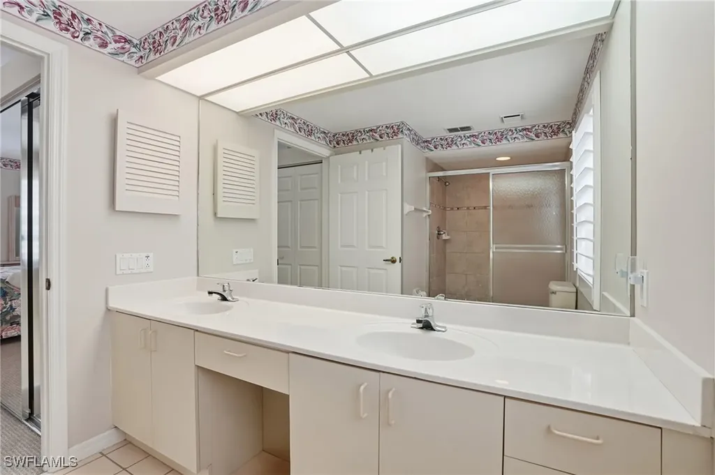 7680 Oleander Gate Drive Naples FL 34109