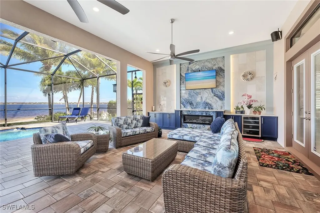 9087 Breakwater Drive Naples FL 34120