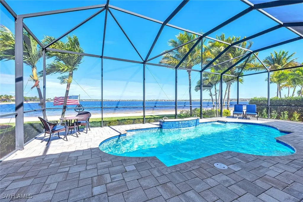9087 Breakwater Drive Naples FL 34120
