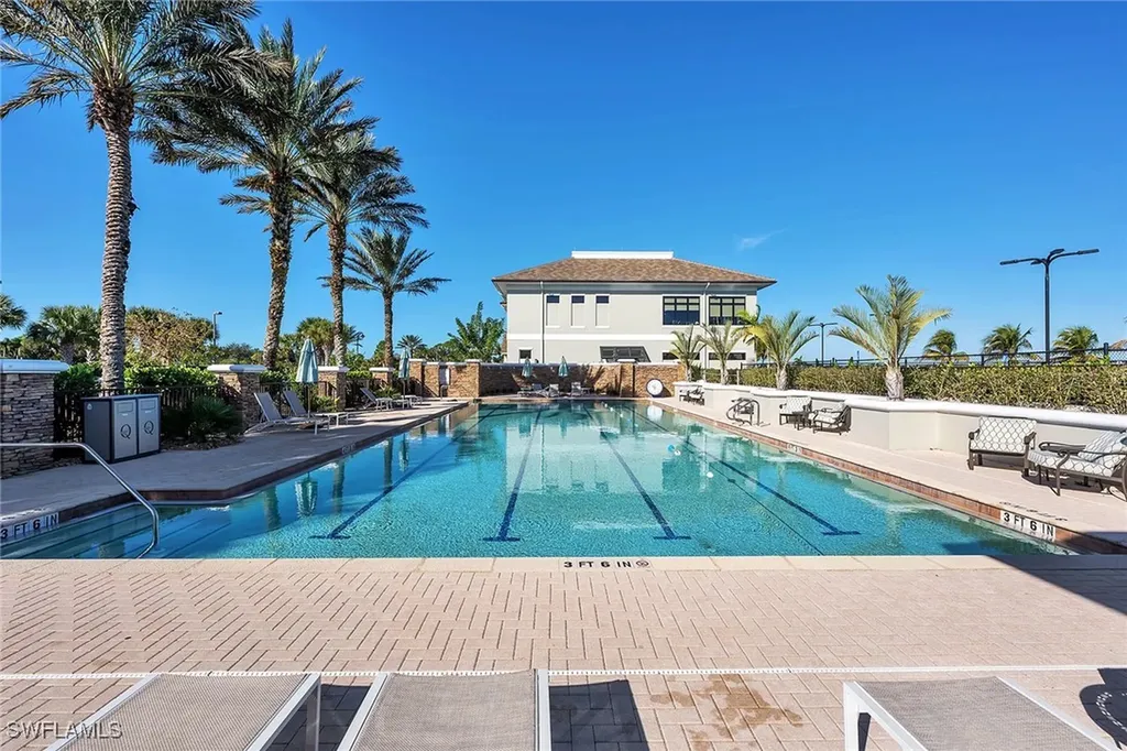 9087 Breakwater Drive Naples FL 34120
